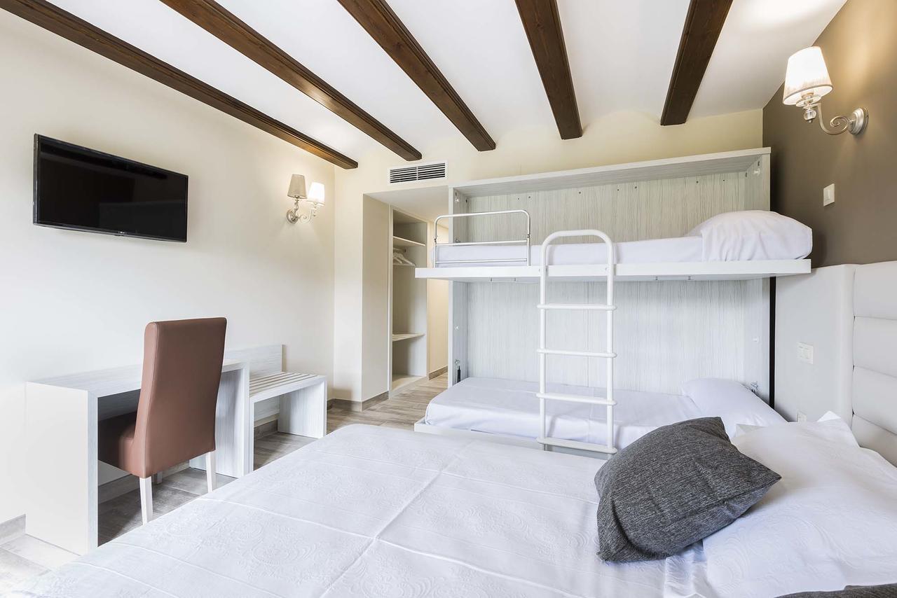 Hotel Atiana Albarracín エクステリア 写真